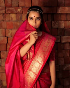 Actress Komalee Prasad stuns in a homely red saree look 2