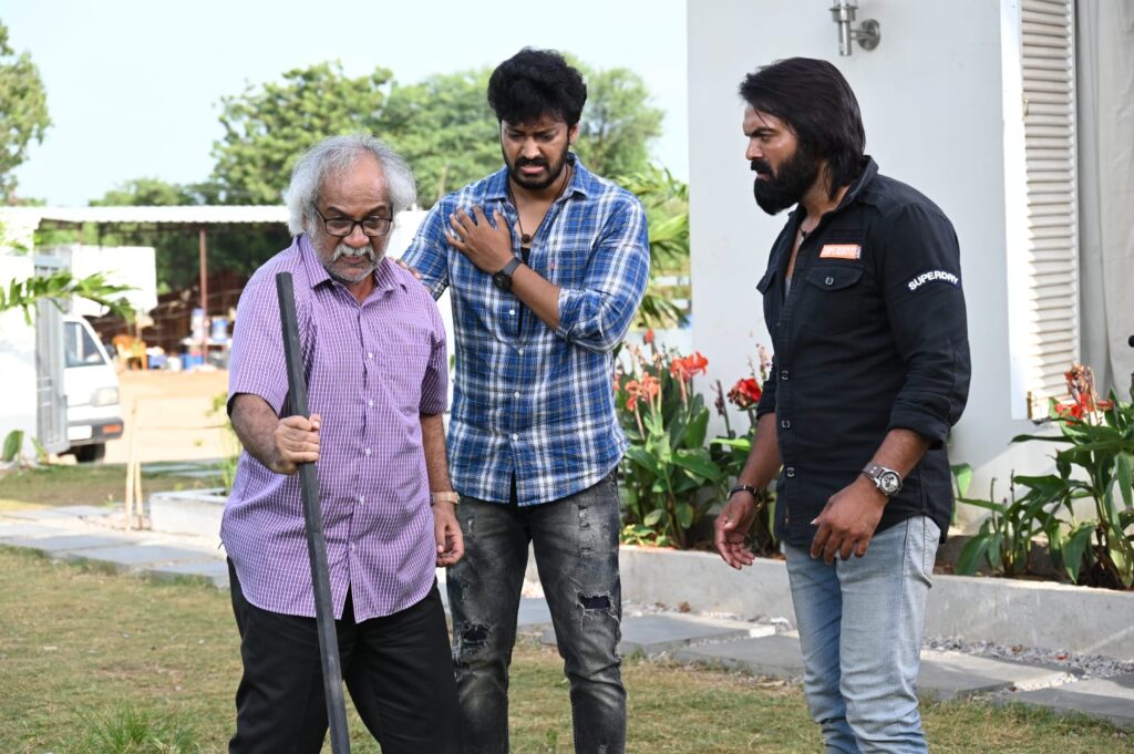 రవి చావలి - బద్మాష్ గాళ్ళకి బంపర్ ఆఫర్ ఈ నెల 29న విడుదల 1 IMG 20231227 WA0001