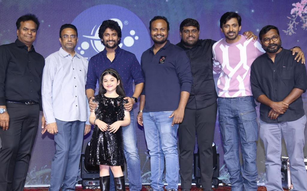‘హాయ్ నాన్న’ ని ఇంత పెద్ద సక్సెస్ చేసి మీ మనసులో పెట్టుకున్నందుకు తెలుగు ప్రేక్షకులందరికీ కృతజ్ఞతలు: బ్లాక్ బస్టర్ నాన్న సెలబ్రేషన్స్ లో నేచురల్ స్టార్ నాని 1 image 6