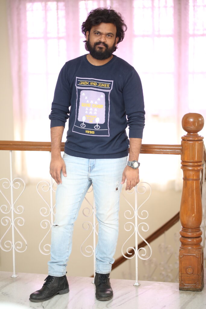 ‘సైంధవ్’ లార్జర్ దెన్ లైఫ్ ఎలిమెంట్స్ తో వెంకటేష్ : డైరెక్టర్ శైలేష్ కొలను 2 GANI6298