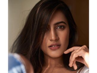 South indian actress Niharika Konidela latest hot and sexy stills Niharika Konidela exposing hot photos gallery 65275