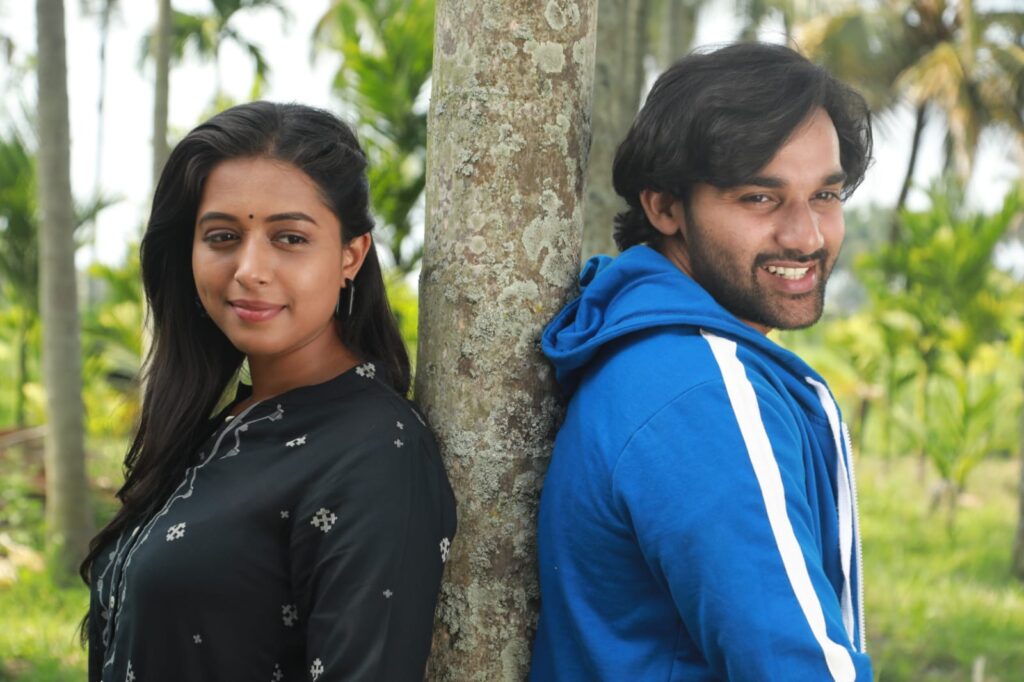 క్రిష్ సిద్దిపల్లి కి పుట్టిన రోజు శుభకాంక్షలు తెలిపిన 'రేవ్ పార్టీ' టీమ్ 2 WhatsApp Image 2024 02 02 at 12.54.28 f9c82891
