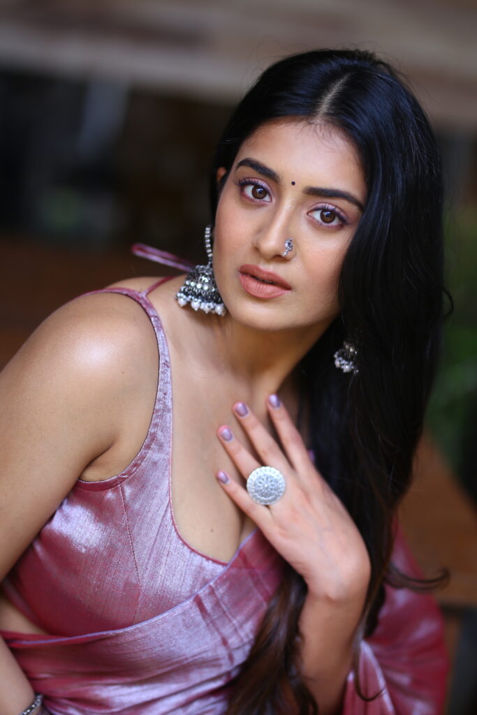 'భూతద్ధం భాస్కర్ నారాయణ' ఎడ్జ్ ఆఫ్ ది సీట్ థ్రిల్లర్ : హీరోయిన్ రాశి సింగ్ 2 rashi3