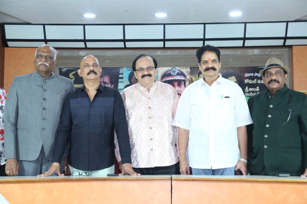 'యమధీర' మూవీ గ్రాండ్ ట్రైలర్ లాంచ్ ఈవెంట్ - సినిమాలో ఆ ఇండియన్ క్రికెటర్ 1 WhatsApp Image 2024 03 18 at 15.30.40 142b4b8d