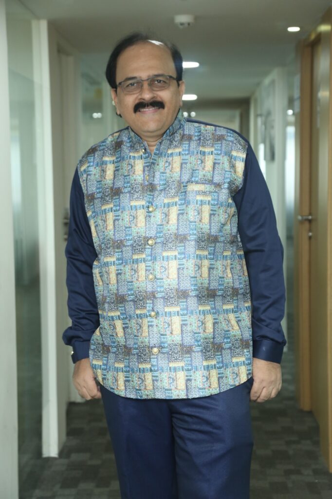క్రికెటర్ శ్రీశాంత్ ముఖ్యపాత్రలో 'యమధీర' మూవీ విడుదల 2 WhatsApp Image 2024 03 22 at 13.28.47 21a0a76f