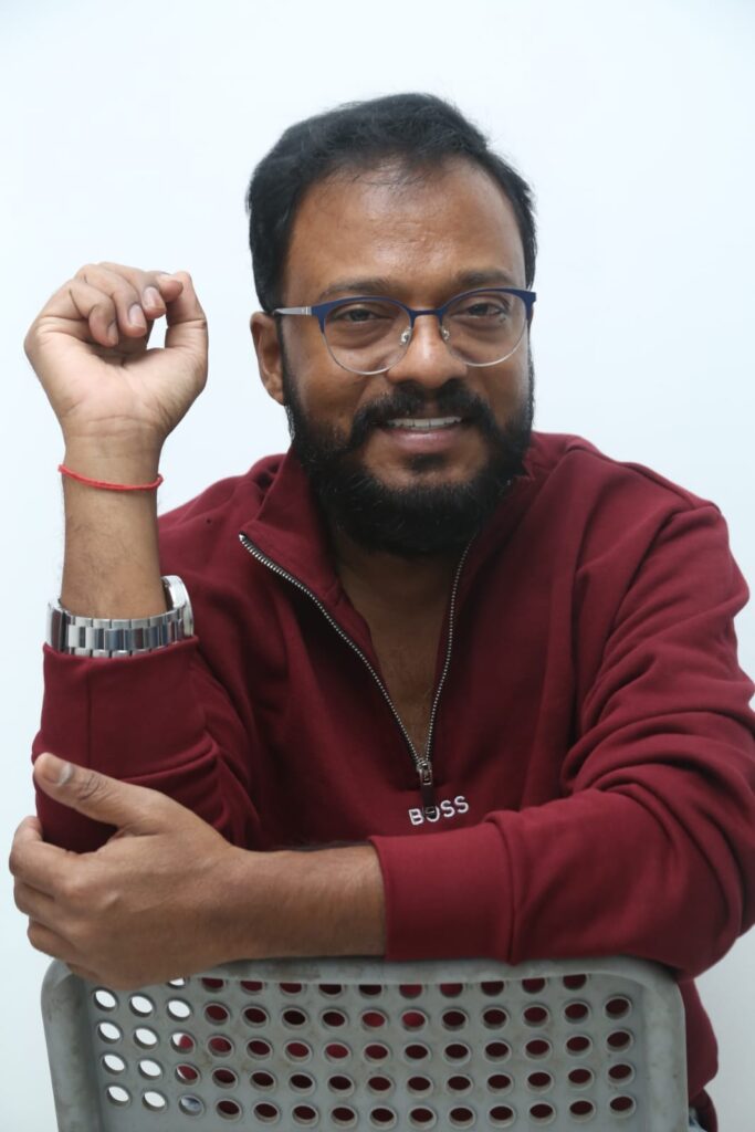 'రజాకార్' ప్రతి ఒక్కరు చూడాల్సిన సినిమా - చరిత్ర దాచిన ఓ నిజమైన కథ ఇది 1 Yata Satyanarayana 02