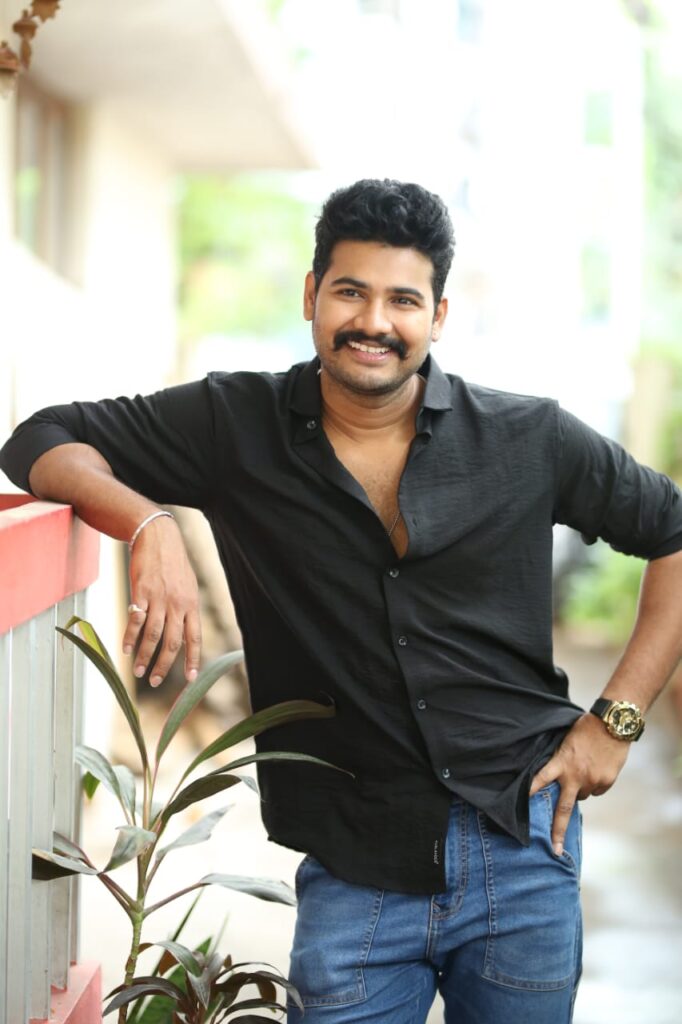 ప్రేమికులంతా కనెక్ట్ అయ్యే సినిమా "పాగల్ వర్సెస్ కాదల్" - యంగ్ హీరో విజయ్ శంకర్ 3 hero Vijay Shanker 3