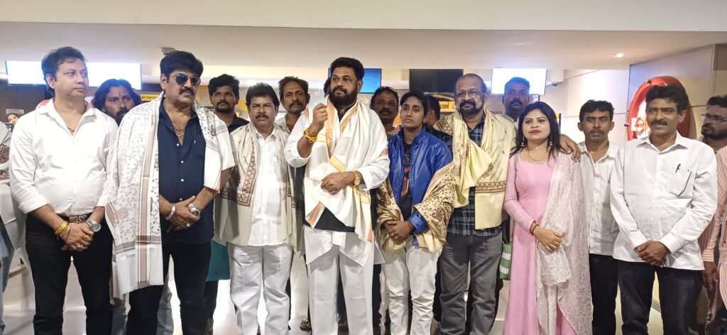 ప్రజా ఉద్యమాలు త్యాగాలే 'ఉక్కు సత్యాగ్రహం' చిత్రానికి ప్రేరణ 2 WhatsApp Image 2025 01 04 at 08.40.58 b054dd18