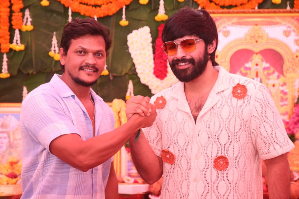 పూజ కార్యక్రమాలతో ఘనంగా ప్రారంభమైన 'కలవరం' సినిమా 5 WhatsApp Image 2025 01 04 at 17.04.57 66cafaf0