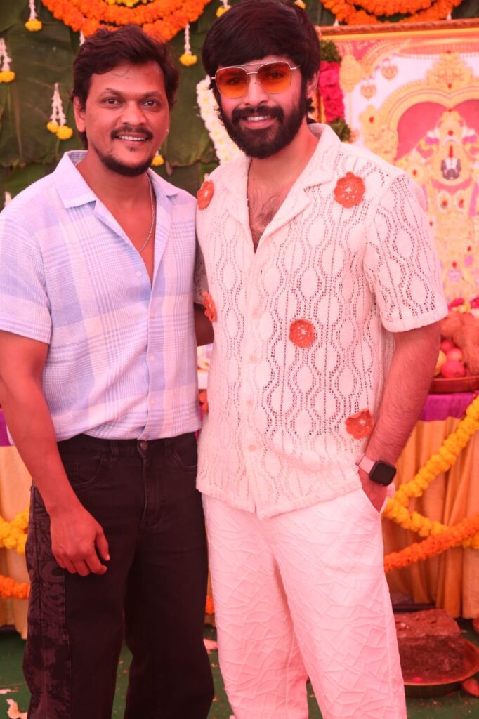 పూజ కార్యక్రమాలతో ఘనంగా ప్రారంభమైన 'కలవరం' సినిమా 1 WhatsApp Image 2025 01 04 at 17.04.57 91c4219b