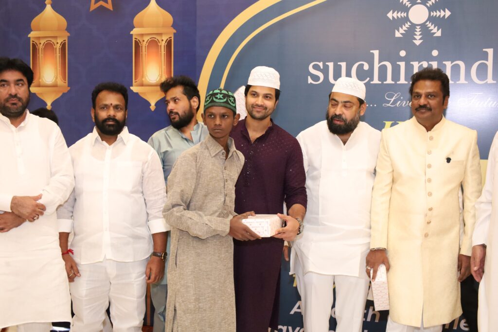 రాడిసన్ బ్లూ హోటల్ లో ఇఫ్తార్ విందులో పాల్గొన్న లయన్ కిరణ్, బిగ్ బాస్ సోహెల్ 2 WhatsApp Image 2025 03 18 at 10.27.45 8f0e750d