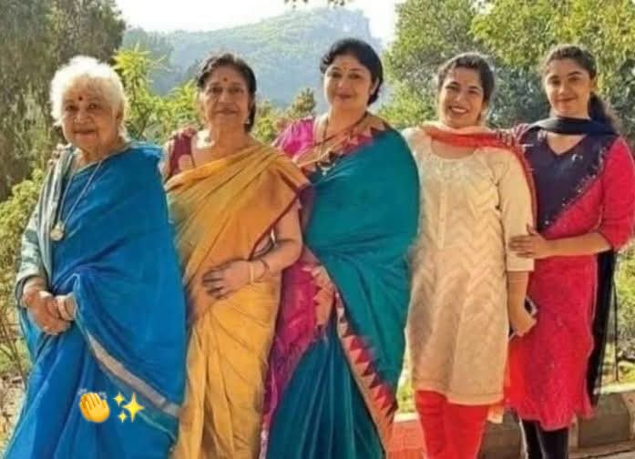 షావుకారి జానకి అరుదైన ఫోటో 1 WhatsApp Image 2025 03 20 at 12.06.10 b2e74fda