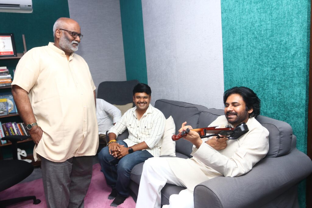 ‘హరిహర వీరమల్లు’ సంగీత జర్నీ - కీరవాణితో పవన్ కల్యాణ్ మ్యూజికల్ ట్రీట్ 2 WhatsApp Image 2025 05 20 at 12.01.27 b7846c15