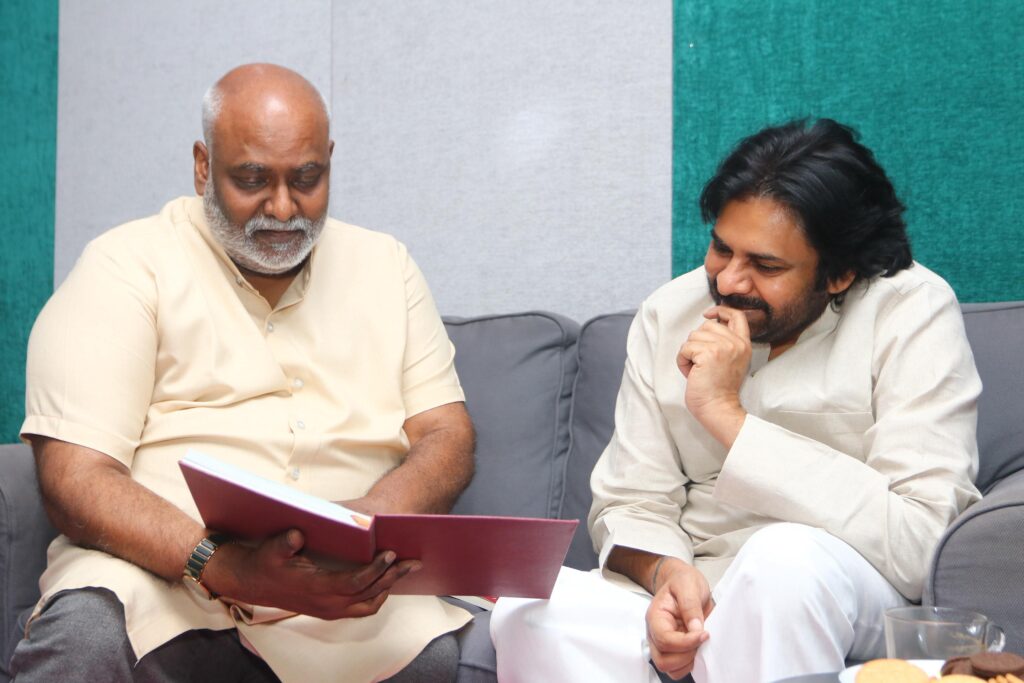‘హరిహర వీరమల్లు’ సంగీత జర్నీ - కీరవాణితో పవన్ కల్యాణ్ మ్యూజికల్ ట్రీట్ 1 WhatsApp Image 2025 05 20 at 12.01.40 9873511b