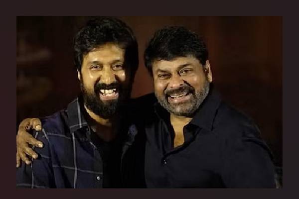 చిరు-బాబీ కొత్త సినిమా - బాక్సాఫీస్ను షేక్ చేసే సంచలనం 1 chiranjeevi and bobby kolli combo repeats