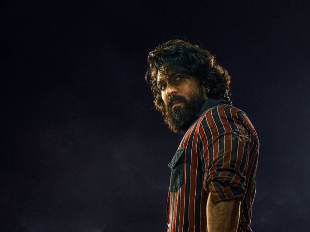 ఆఫ్ లైన్లో ఆగని 'పెద్ది' రచ్చ 1 peddi firstlookwinsover