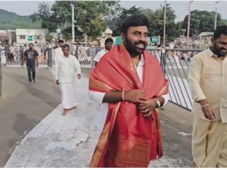 తిరుమల శ్రీవారిని దర్శించుకున్న కె.వి.ఎన్ ప్రొడక్షన్స్ నిర్మాత ఎన్.కె.లోహిత్ దర్శనం 1 WhatsApp Image 2025 06 24 at 15.44.33 83ad4676