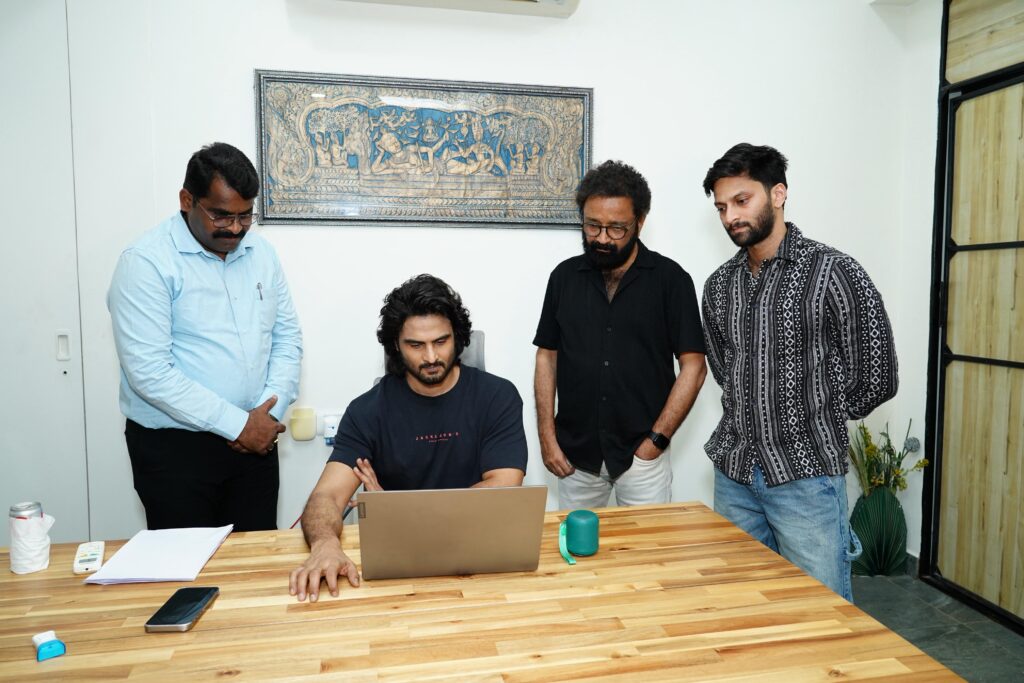 హీరో సుధీర్ బాబు చేతుల మీదగా "పోలీస్ వారి హెచ్చరిక" టీజర్ లాంచ్ 2 WhatsApp Image 2025 06 25 at 17.27.10 5ae2e721