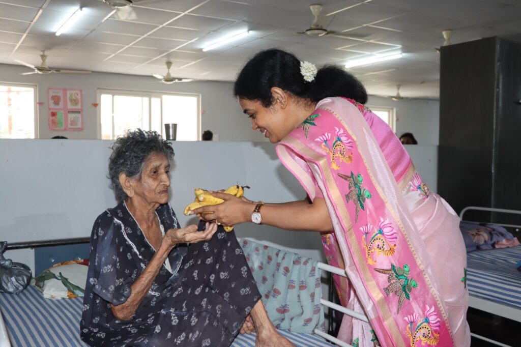 శ్రీమతి నందమూరి బసవరామతారకం గారి శత జయంతి సందర్భంగా 'నందమూరి బసవరామతారకం ఎన్టీఆర్ చారిటబుల్ ట్రస్ట్' ప్రారంభం 2 WhatsApp Image 2026 07 24 at 4.38.49 P