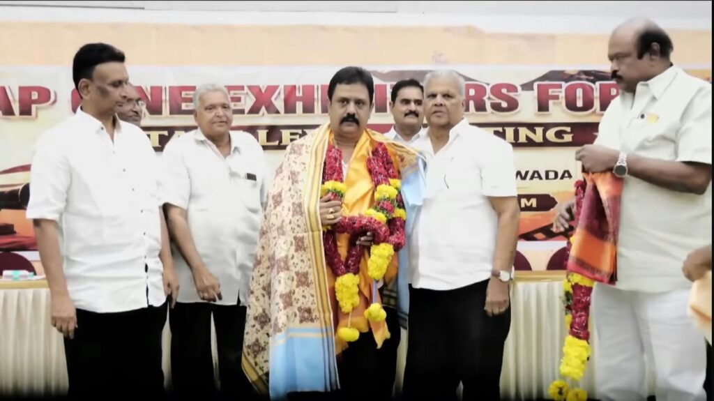 థియేటర్ల మనుగడ కోసం ప్రభుత్వంతో చర్చలు, 5 ఏళ్ల కాలపరిమితితో సింగిల్ విండో విధానంలో లైసెన్స్ రెన్యూవల్స్ : APFDC చైర్మన్ భరత్ భూషణ్ 1 1001613982